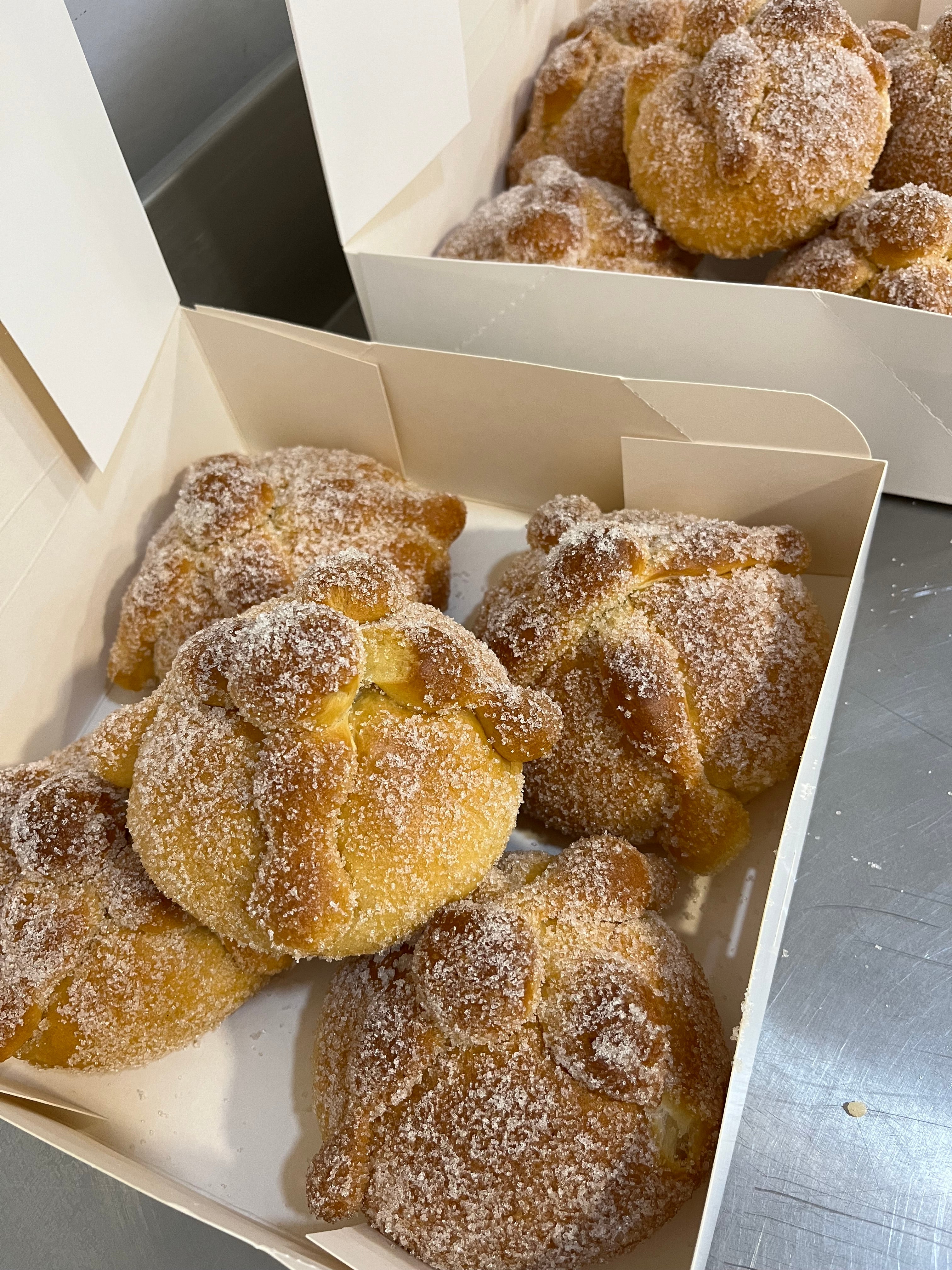 Pan de Muerto - CAJA DE 4 MINIS